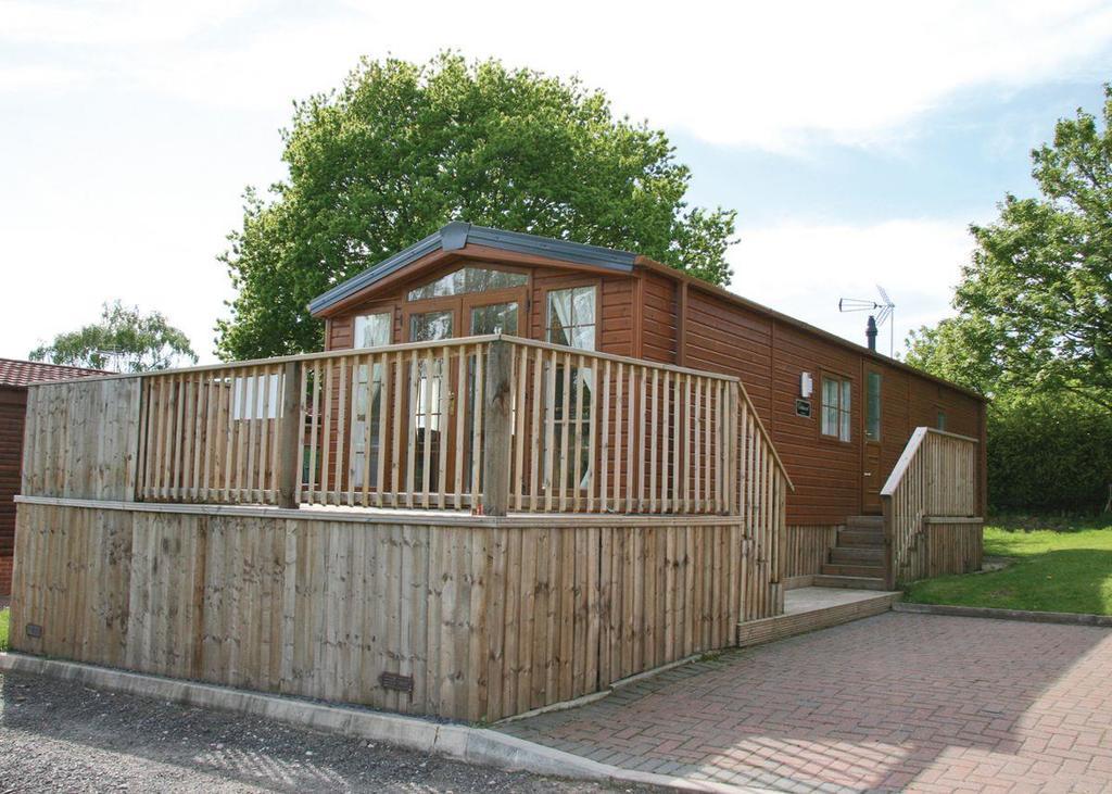 Weston Wood Lodges Мелбърн Екстериор снимка