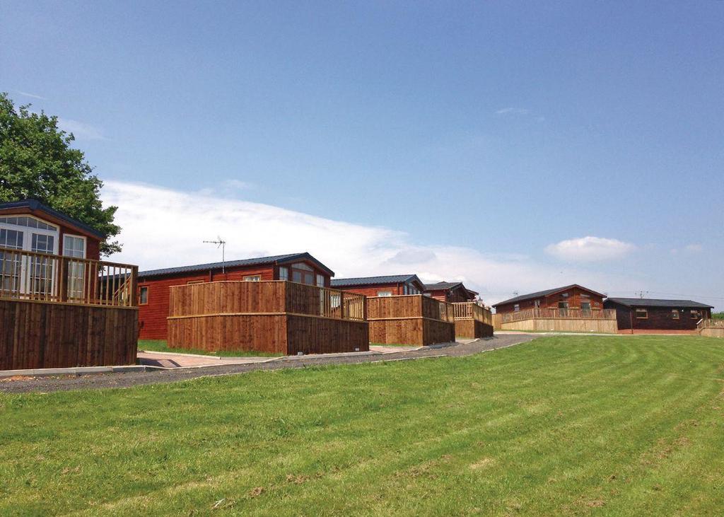 Weston Wood Lodges Мелбърн Екстериор снимка