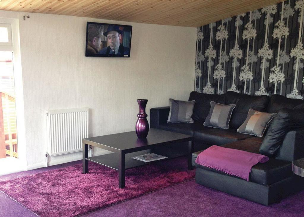 Weston Wood Lodges Мелбърн Екстериор снимка